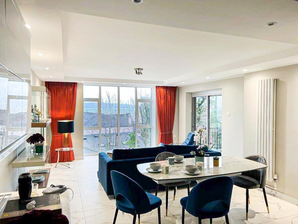 Modern Luxurious Apartment W/ Patio Balcony & View Jordanstown Esterno foto