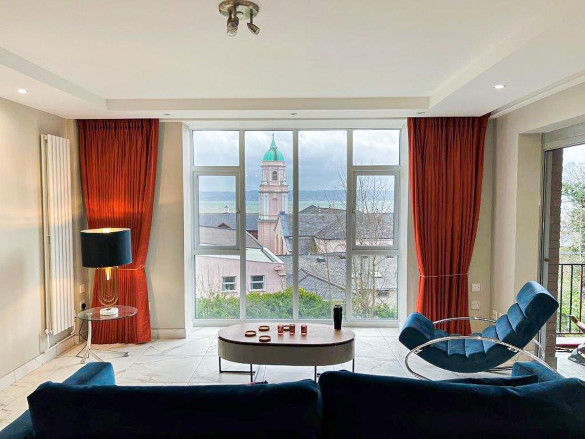 Modern Luxurious Apartment W/ Patio Balcony & View Jordanstown Esterno foto
